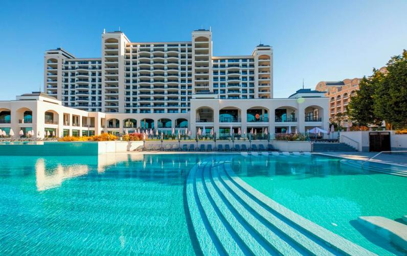 Early May Bank Holiday: 4 Nt All-Inclusive to Secrets Sunny Beach