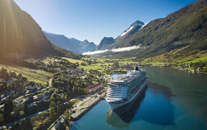 P&O Cruises: Set Sail for Spring Bank 2026