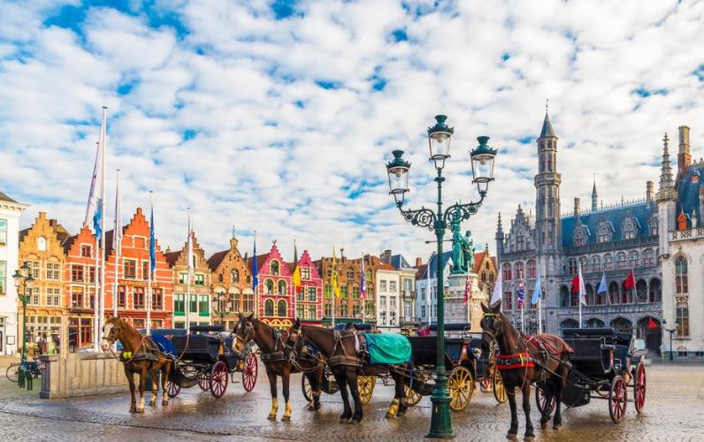 P&O Cruises: 'Adults Only' May Bank Holiday Cruise to Bruges
