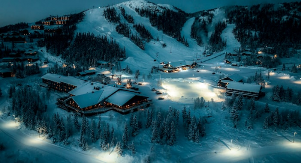 Norway: Celebrate 2026 at the Foot of Gaustatoppen