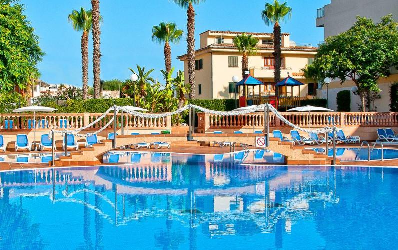 Stylish 4* Hotel in Majorca w/Fabulous Reviews