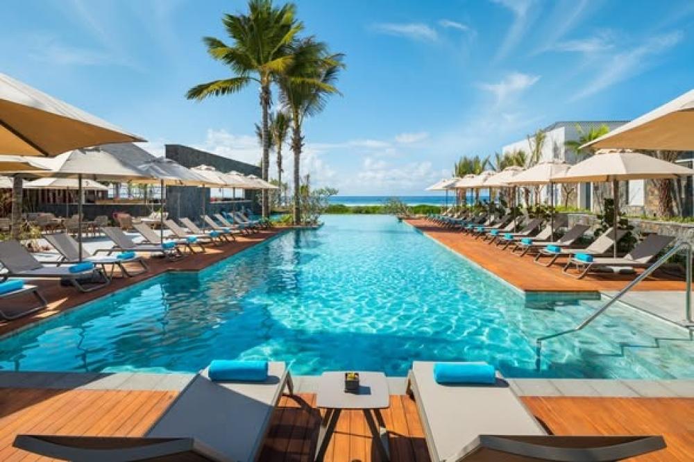 September Mauritius Luxury Escape