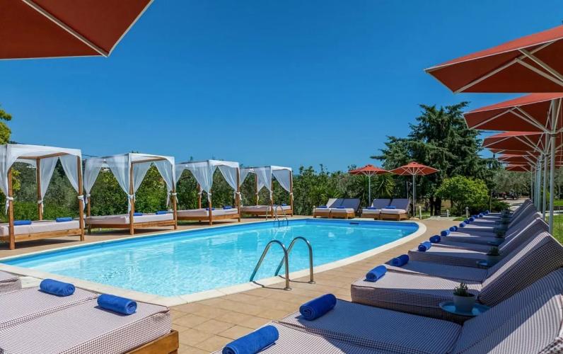 Highly Rated Skiathos Getaway